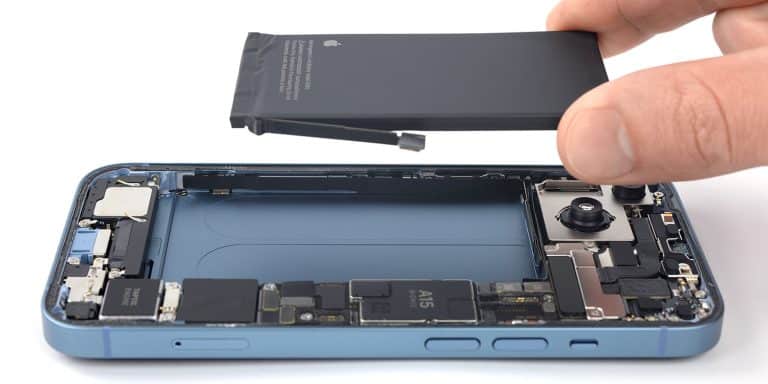 بطارية براند ايفون 15 برو - Iphone 15 Pro | Signals Electronics بطارية براند ايفون 15 برو - iphone 15 Pro