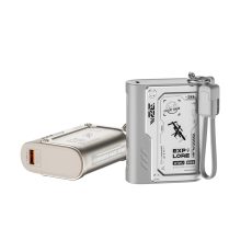 باور بانك 10000 مللي أمبير من دبليو اي دبليو يو بتصميم صغير وشحن سريع - فضي